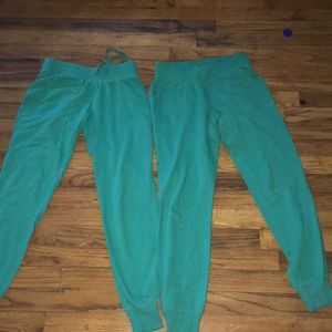 girls green joggers